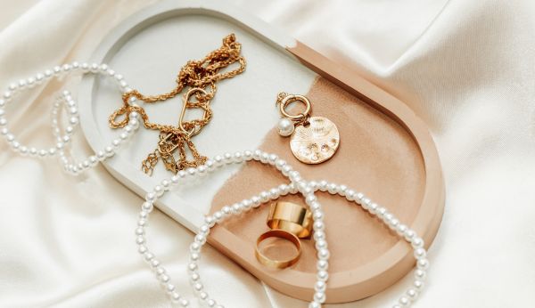 Jak zrobić podstawki z gipsu polimerowego? Kompletny poradnik krok po kroku