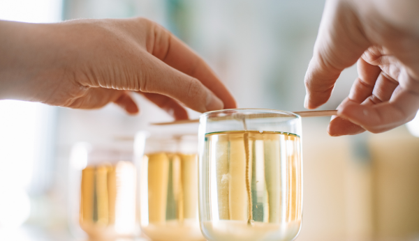 Jak zrobić knot do świeczki w domu – 3 proste sposoby