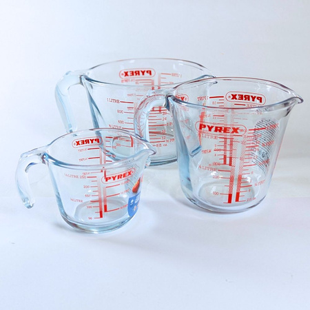 Dzbanek do topienia bazy mydlanej wosku  PYREX 0,25l