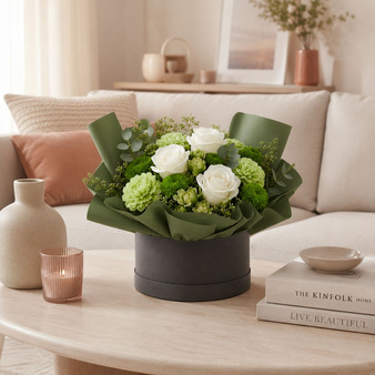 Folia florystyczna w rolce matowa gładka do flowerboxów i bukietów ciemna oliwa 50cm 8,20m