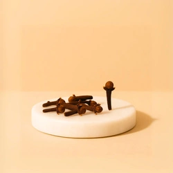 Naturalny olejek eteryczny Goździkowy