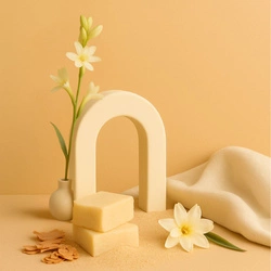 Olejek zapachowy TUBEROZA I KASZMIR do świec i mydła