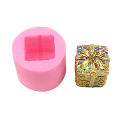 Forma silikonowa do świec i mydeł PREZENT 3D Z KOKARDĄ 4,2 cm – GH-FS149