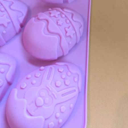 Silikonowa forma do mydła mydełek 6 szt. jajko niespodzianka